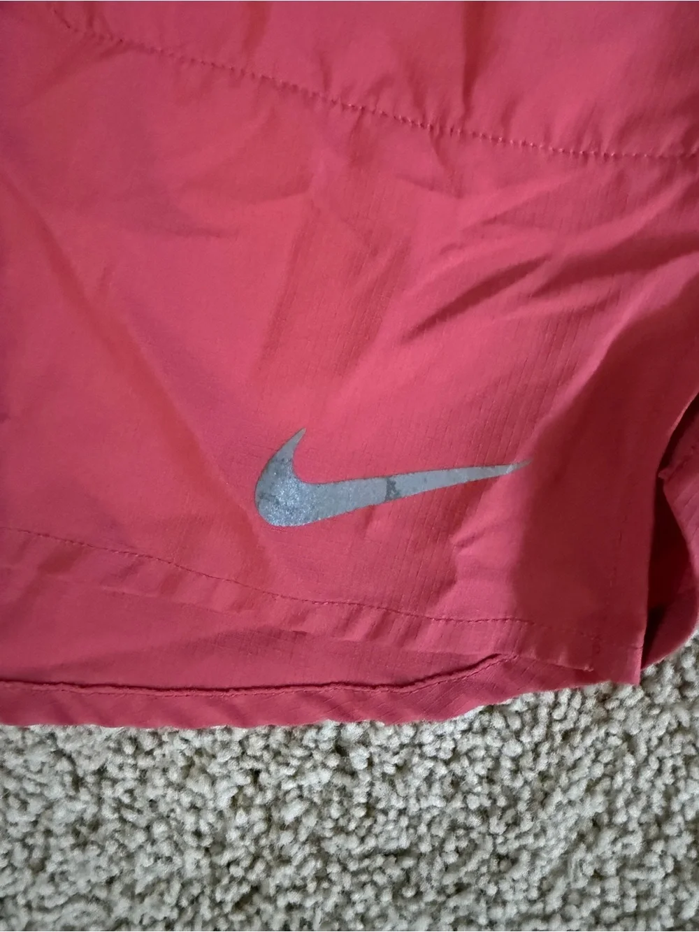 Nike running pink